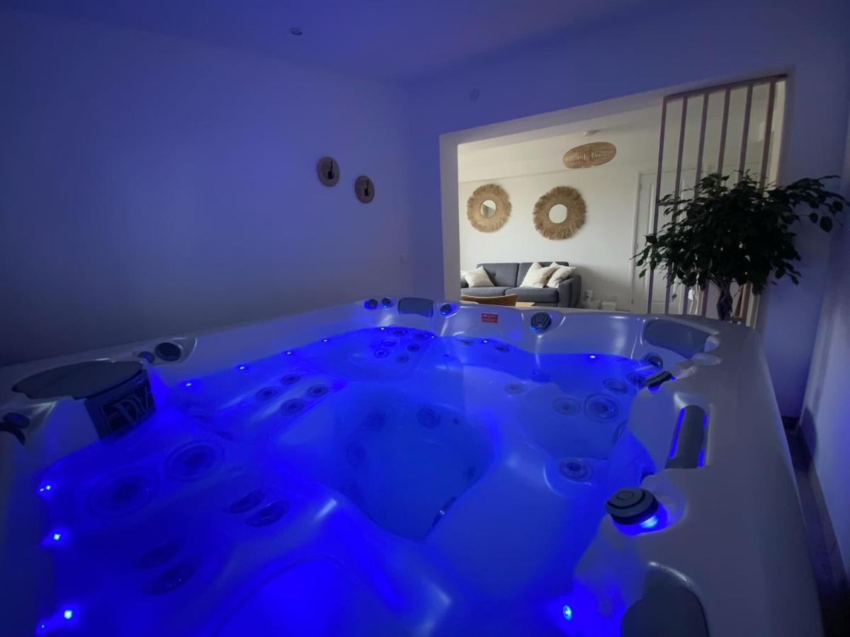 Le Gite De Campagnette Avec Son Jacuzzi Privatif Saint-Martin-Choquel Εξωτερικό φωτογραφία